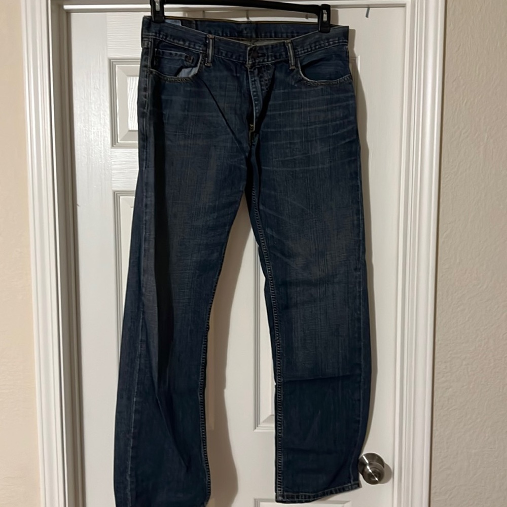 Men’s Levi Jeans 36x34 style 559